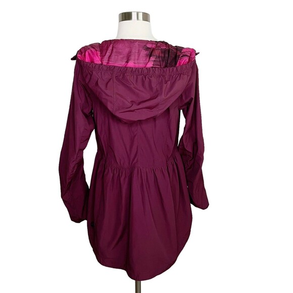 Lululemon Jacket 4 Hooded Rain For Daze Windbreaker Reversible Bordeaux Peplum - Picture 5 of 7